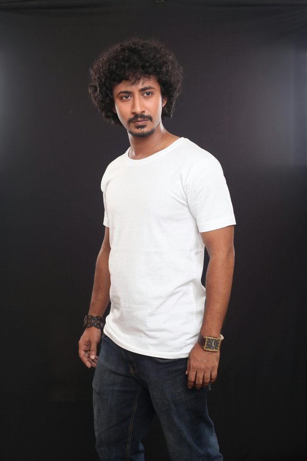 Découvrez la nouvelle collection de t-shirts blancs femme